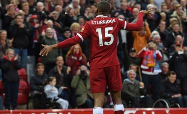 Liverpooli në epërsi ndaj Huddersfieldit, shënojnë Sturridge dhe Firmino (Video)