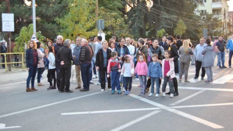 Qytetarët në Shkup përmes protestave kërkojnë rrugë më të sigurta