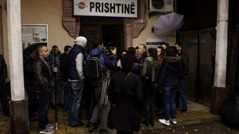 Pacolli premton autobusë dhe tren ekologjik