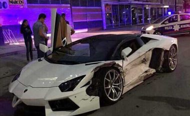Lamborghini pësoi dëme të konsiderueshme në përplasjen me një taksi (Video)