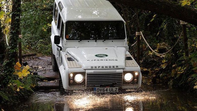 Land Rover zbulon detaje të modelit Defender që lansohet gjatë vitit që vjen (Foto)