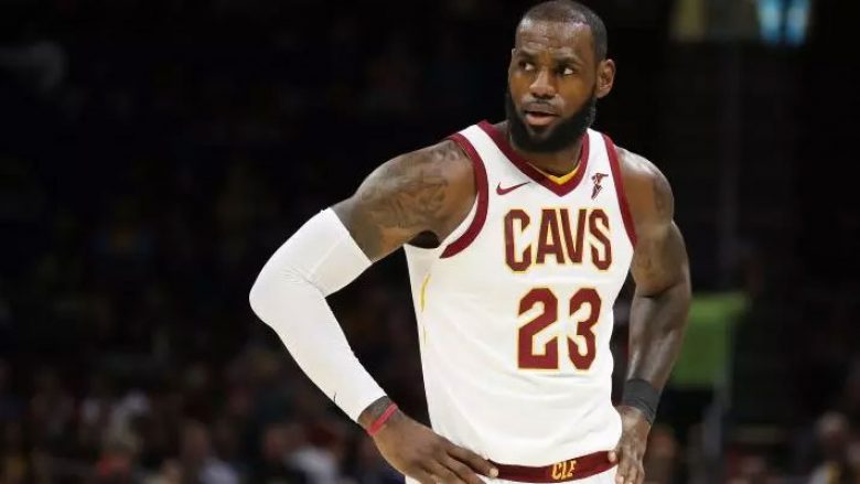 Dueli ndërmjet Clevelandit dhe Bostonit hap sezonin e ri në NBA, por LeBron është në dyshim për lojë