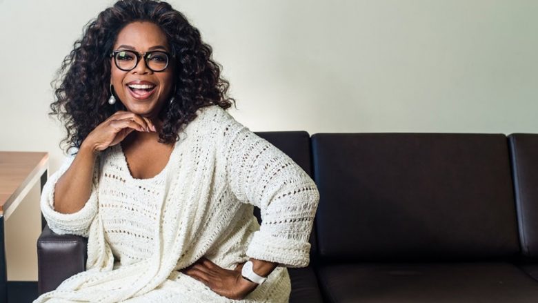 Pas 29 vitesh, Oprah shkoi për herë të parë në bankë për të paguar dy milionë dollarë (Video)