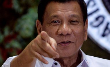 Presidenti i Filipineve: Nëse më gjejnë të vdekur, më ka vrarë CIA!