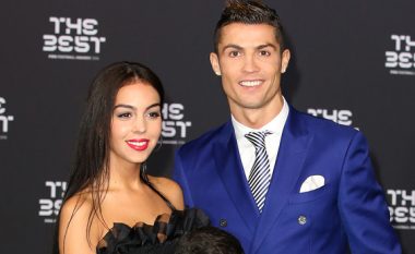 Ronaldo i përkushtuar ndaj familjes (Foto)