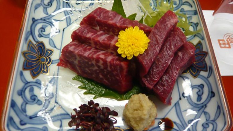 Ushqimet më të çuditshme japoneze, vështirë do guxonit t’i shijoni (Foto)