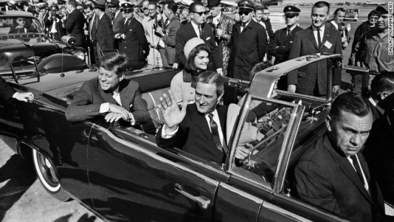 Gazeta britanike mori një telefonatë misterioze, 20 minuta para se të vritej Kennedy