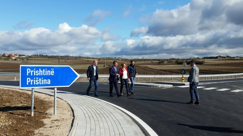 Përurohet segmenti i dytë i autostradës Prishtinë-Pejë