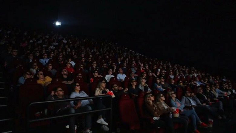 ‘Cineplexx’ thyen rekord në Ballkan, 1258 bileta të shitura për filmin “Geostorm” (Foto)