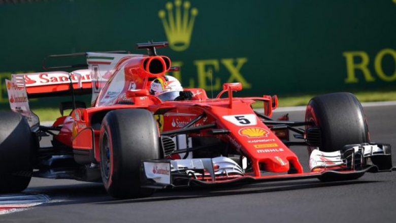 Vettel shpreson ende, niset i pari në pistën e Meksikës