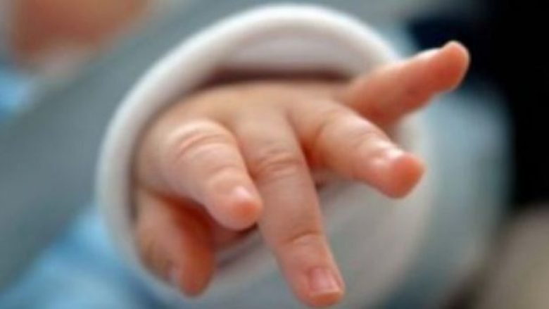 Gjilan, vdes 27-vjeçarja shtatëzënë, mjekët ia shpëtojnë foshnjën