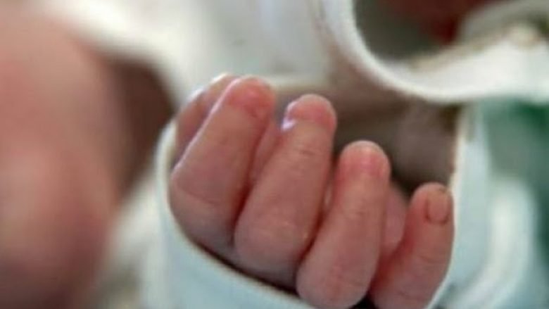 Bien me mbi 7 për qind lindjet dhe vdekjet në Shqipëri, lindjet në rritje vetëm në Tiranë