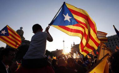 Pritet suspendimi i autonomisë së Katalonisë