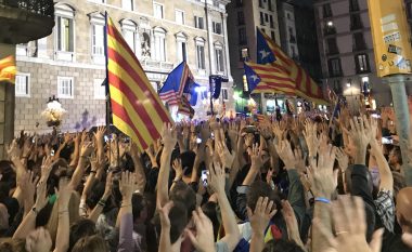 Kosovari i bashkohet festës së pavarësisë së katalunasve (Foto)