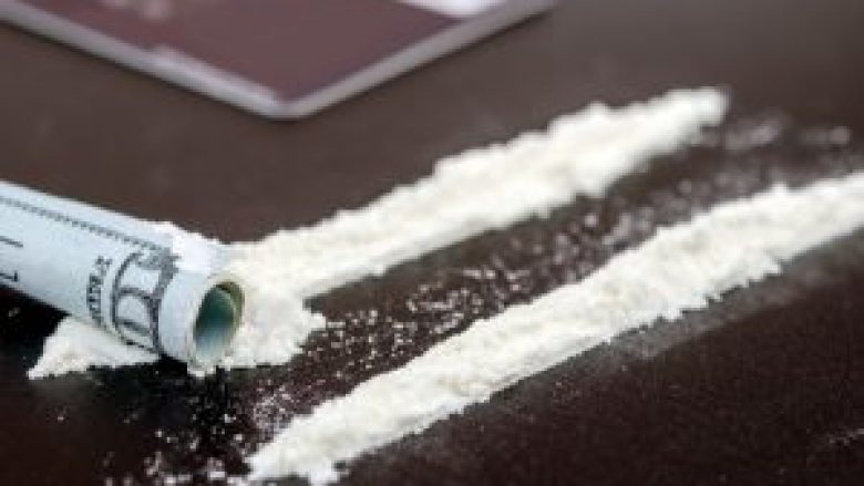 Paditen dy shkupjanë për posedim të kokainës në Shkup