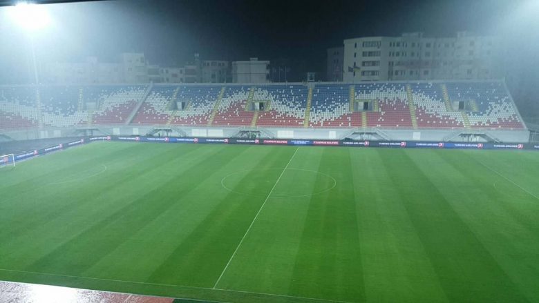 Shi i madh në Shkodër, rrezikon të mos luhet ndeshja Kosovë–Ukrainë (Foto/Video)