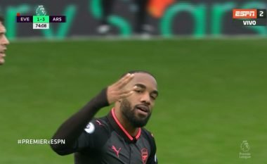 Lacazette thellon epërsinë e Arsenalit përball Evertoni (Video)