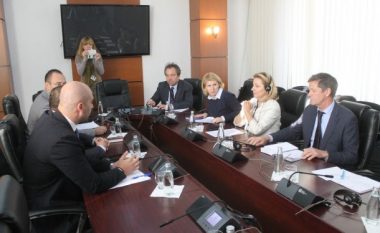 Lista Serbe kërkon themelimin e Asociacionit të Komunave Serbe