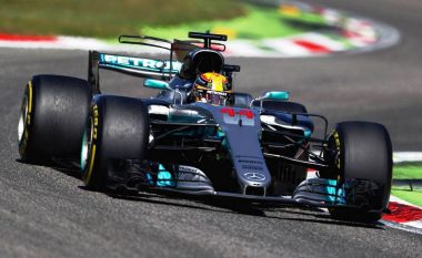 Hamilton “pole position” në Suzuka  të Japonisë