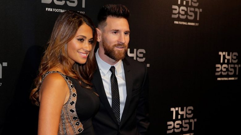 Lionel Messi shkëlqen në ceremoninë e FIFA-s me gruan (Foto)