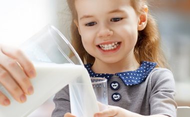 HiPP tregon pse qumështi është i rëndësishëm për fëmijët