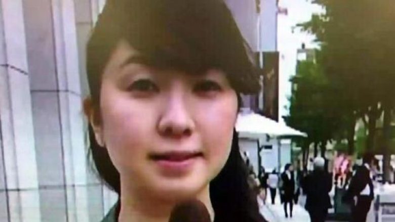Gazetarja japoneze vdes nga puna e tepërt