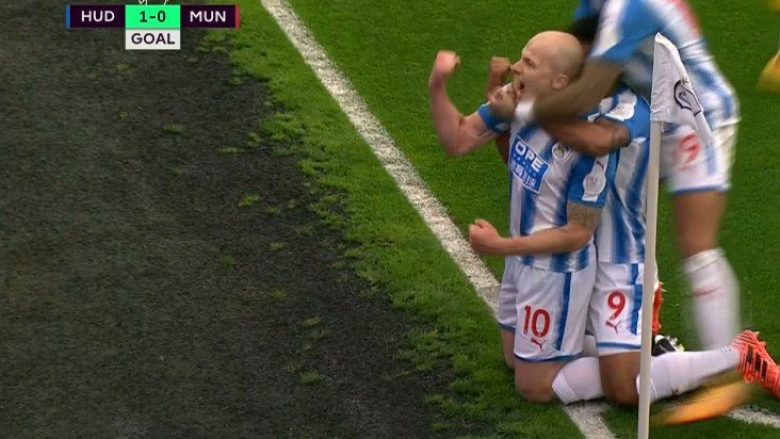 Huddersfieldi befason Unitedin me dy gola të shpejtë (Video)