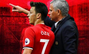 Ozil – shokëve: Kam nënshkruar për Man Unitedin (Foto)