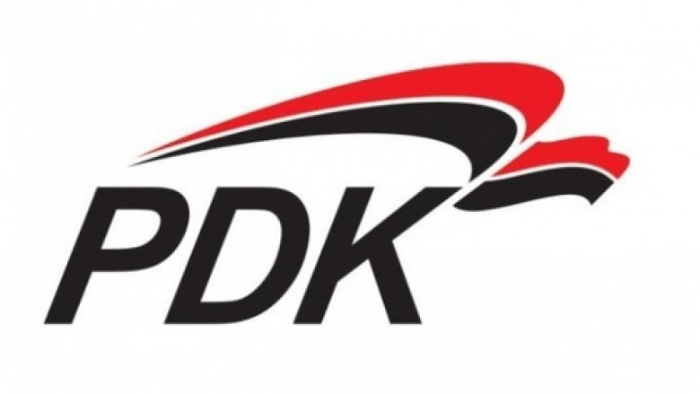 PDK: Pushteti në Fushë Kosovë refuzon emërtimin e rrugës “Adem Demaçi”