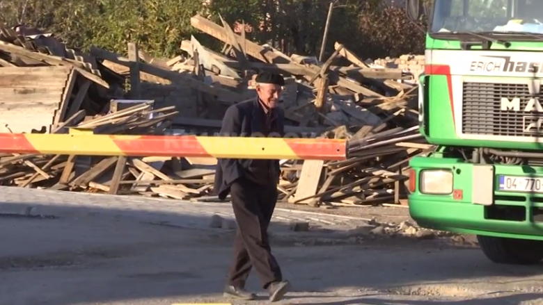 Rrënimi i shtëpisë në Ferizaj, flasin plaku dhe biznesmeni (Video)