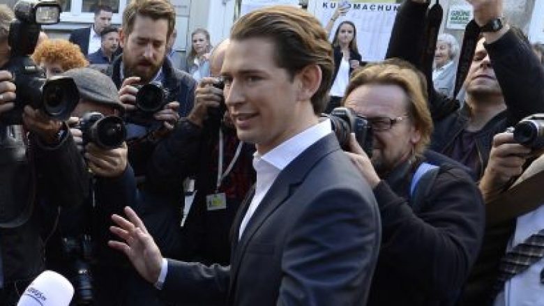 Sebastian Kurz fiton zgjedhjet në Austri
