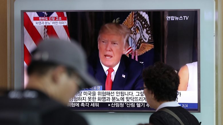 A do ta vizitojë Trump zonën e çmilitarizuar mes dy Koreve?