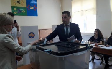 Bytyqi fton qytetarët për të votuar