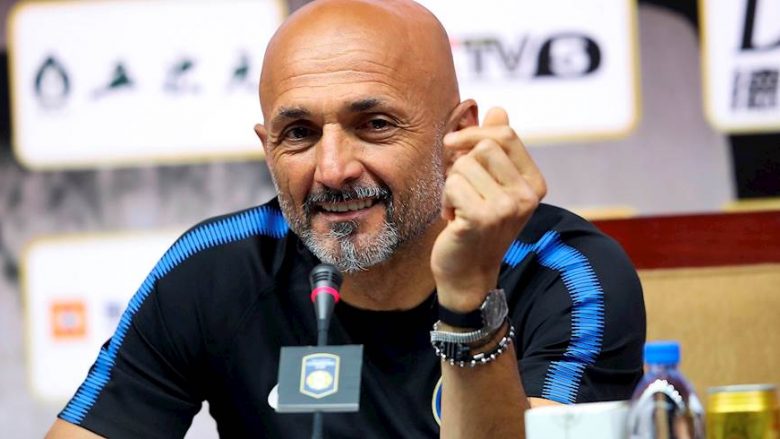 Spalletti ironizon me trajnerin e Napolit: Sot do të ishte ministër i ekonomisë (Video)