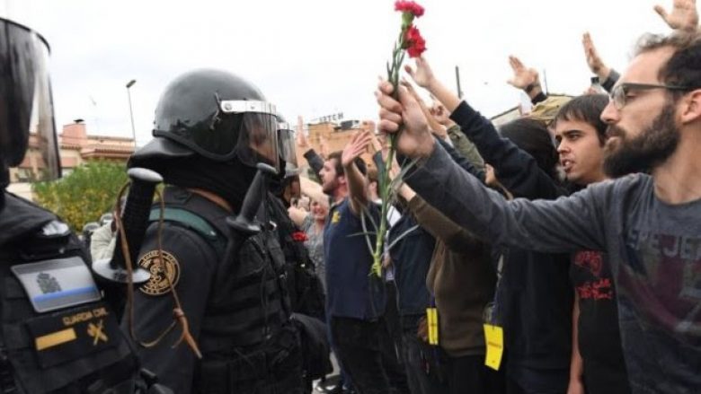 Qeveria spanjolle kërkon falje për ndërhyrjen e policisë në Kataloni