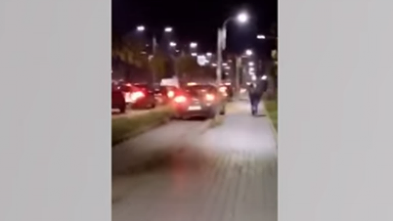 Në Prishtinë, me veturë nëpër trotuar (Video)
