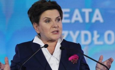 ​Polonia kritikon KE-në, por përjashton daljen nga BE-ja