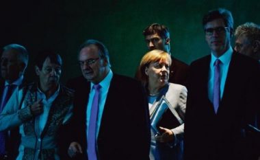 Merkel fillon takimin për formimin e qeverisë