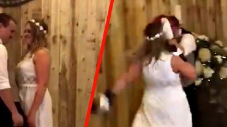 Nusja dhe dhëndri vallëzuan për herë të parë në dasmën e tyre, e vazhduan duke u rrahur me dorëza të boksit (Video)