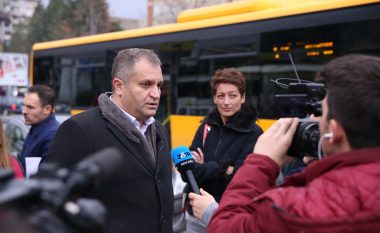 Shpend Ahmeti prezanton zgjidhjen për trafikun në Prishtinë