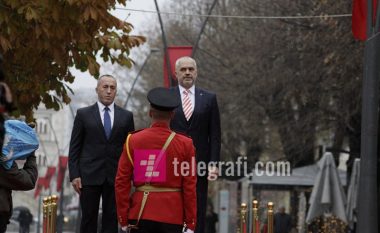 Në Korçë, nis mbledhja e përbashkët mes dy qeverive (Foto)