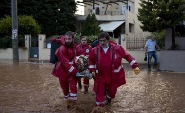 ​Vërshimet në Greqi, 16 të vdekur dhe 4 të zhdukur