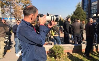 AGK dënon arrestimin e fotoreporterit Blerim Uka