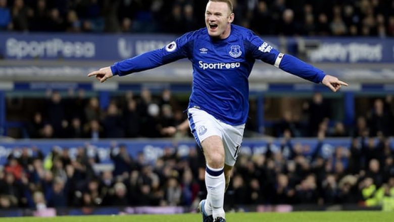 Wayne Rooney shënon gol prej mesfushës, arrin “hat-trick” pas 2272 ditëve (Video)