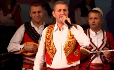 Ka ndërruar jetë Arben Delaj, këngëtari i muzikës popullore nga Malësia e Madhe