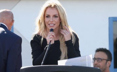 Britney dhuron një milion dollarë dhe hap një qendër për fëmijët e sëmurë nga kanceri (Foto)