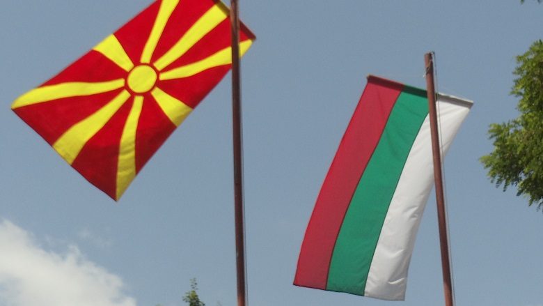 Maqedonia hynë në “zonën e kuqe” për Bullgarinë: Nga 19 janari nevojitet PCR test ose 10 karantinë
