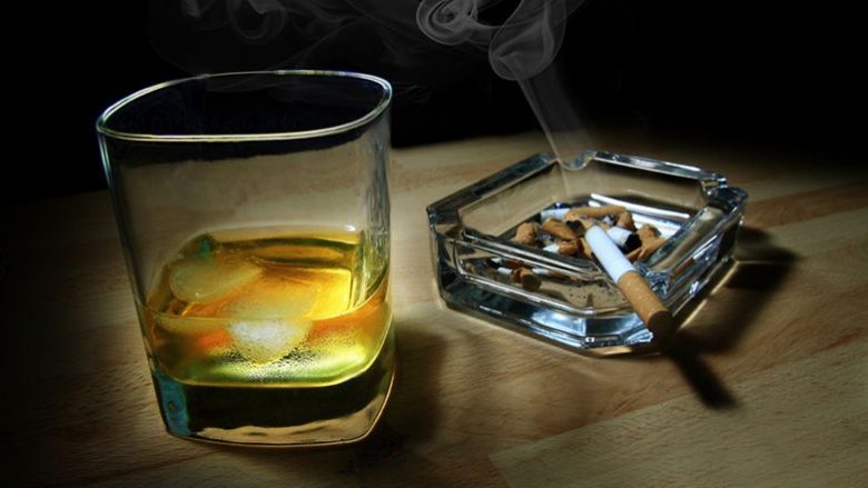 Çdo i dyti në Maqedoni pi duhan ndërsa 65% e qytetarëve pijnë alkool