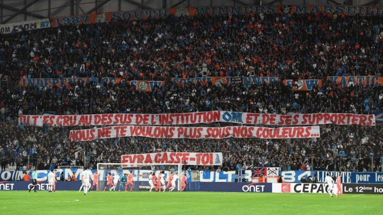 Fansat e Marseille nuk e dëshirojnë Evran në klub, francezi ua kthen me të mirë – Merr përkrahje nga Alves (Foto)