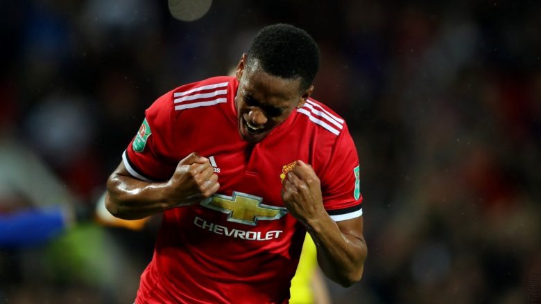 Martial shënon të tretin, United duket në formë të lartë (Video)